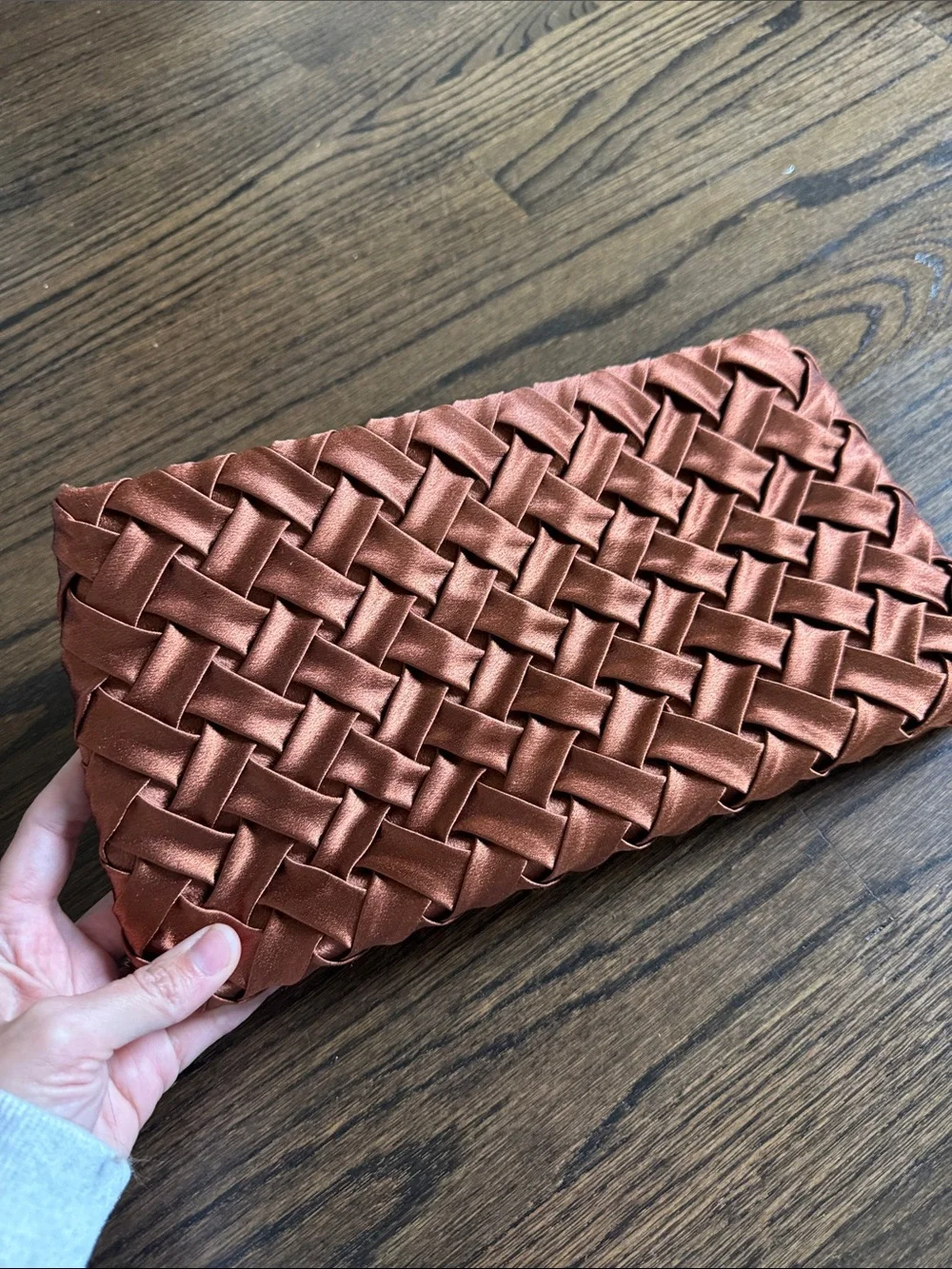 N/A elegant woven
